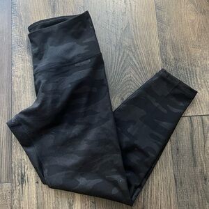 Old Navy Cropped Leggings